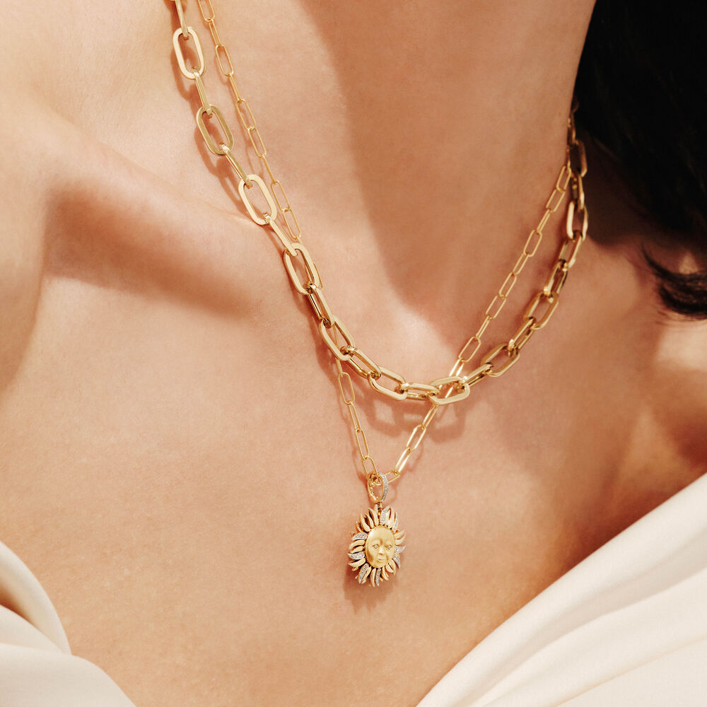 Mythology 18ct Gold & Diamond Ray Sun Charm Pendant | Annoushka jewelley