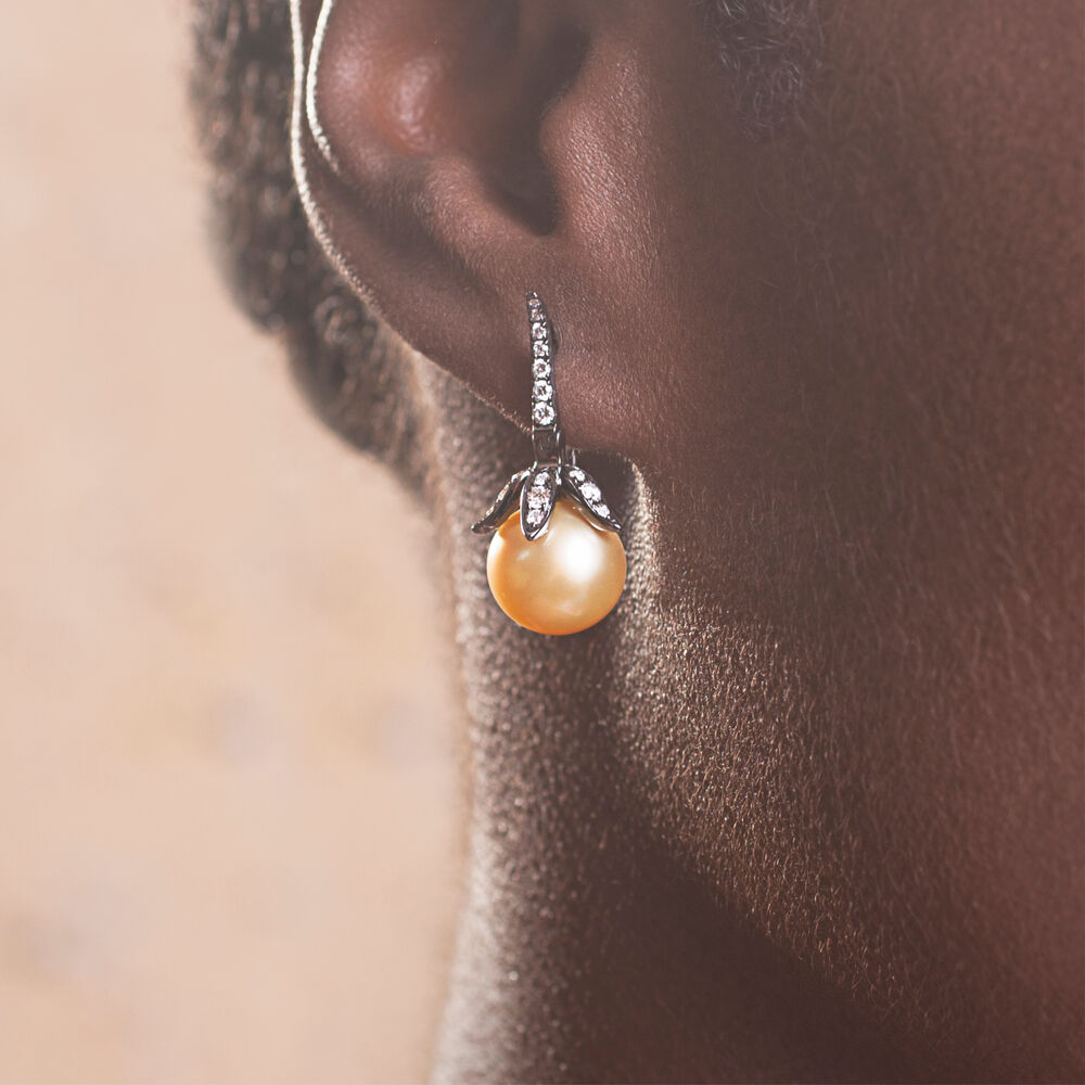 18ct White Gold South Sea Golden Pearl Small Earrings | Annoushka jewelley