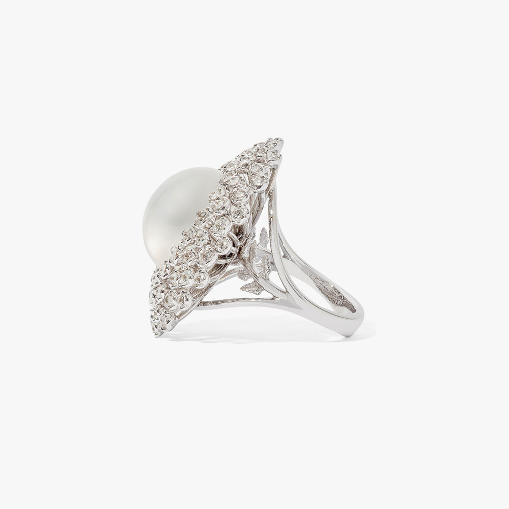 Marguerite 18ct White Gold Moonstone Cocktail Ring | Annoushka jewelley