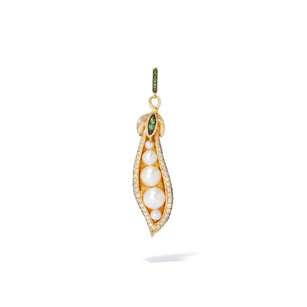 18ct Yellow Gold Pearl Tsavorite Peapod Seed Charm | Annoushka jewelley