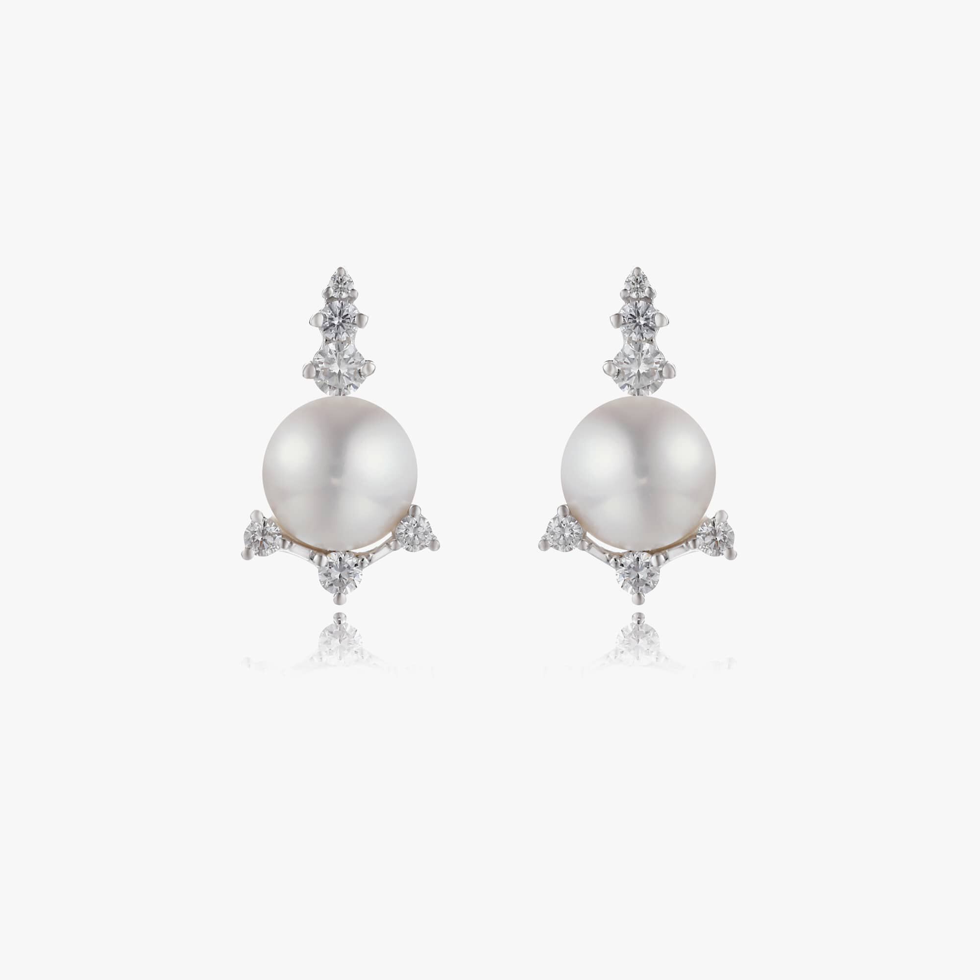 Diamonds & Pearls 18ct White Gold Studs