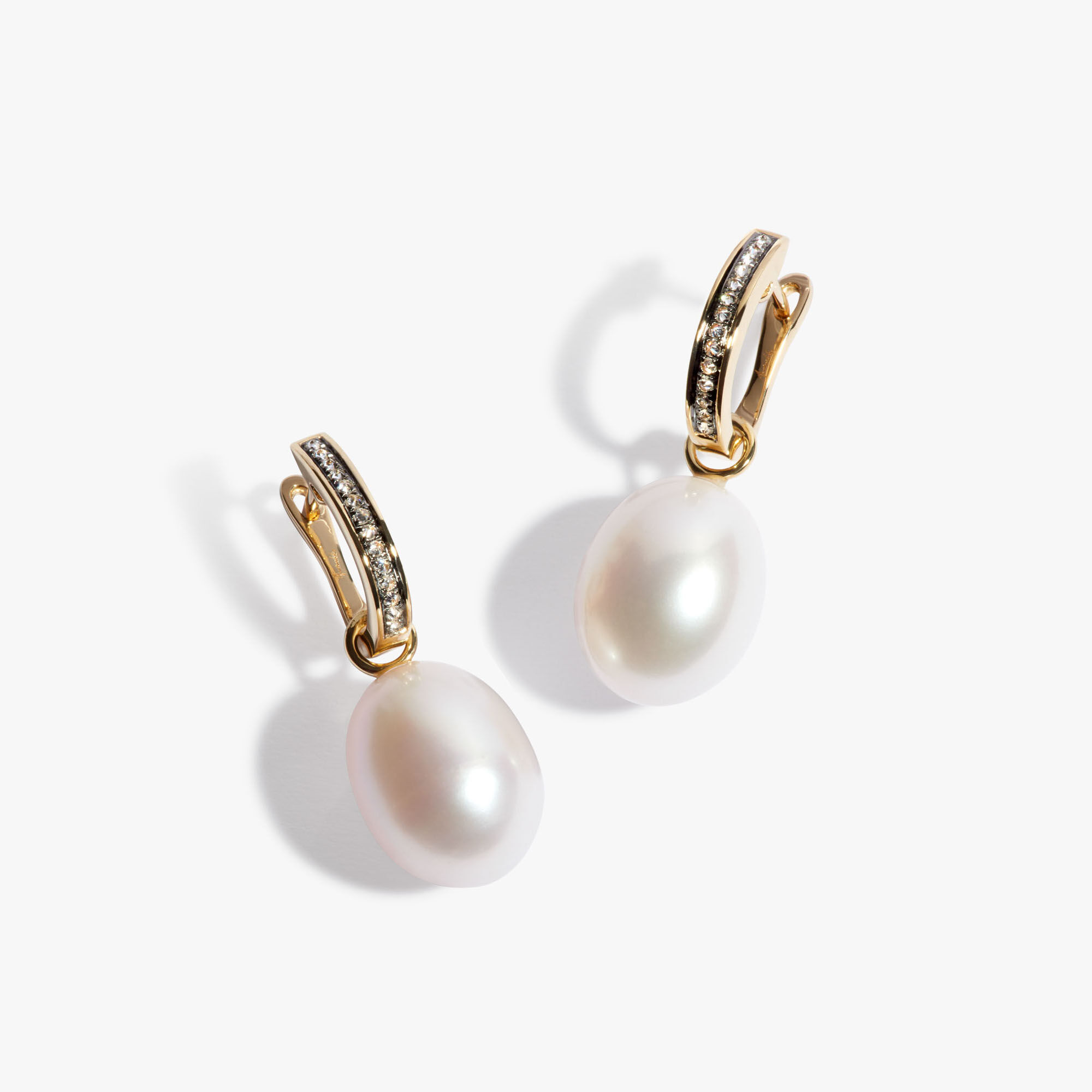 CAROLYN three pearl drop earrings - Carrie Whelan Designs