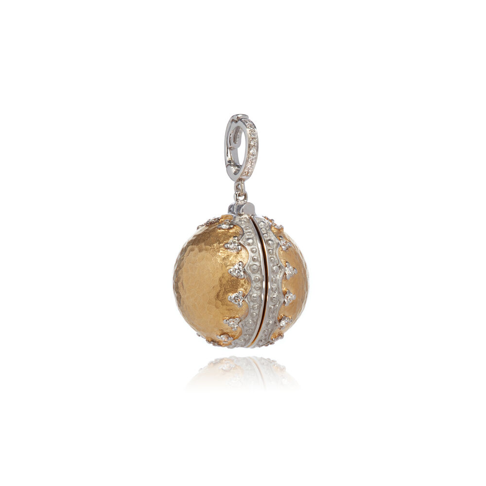 Mythology 18ct Gold Orb Locket Charm | Annoushka jewelley