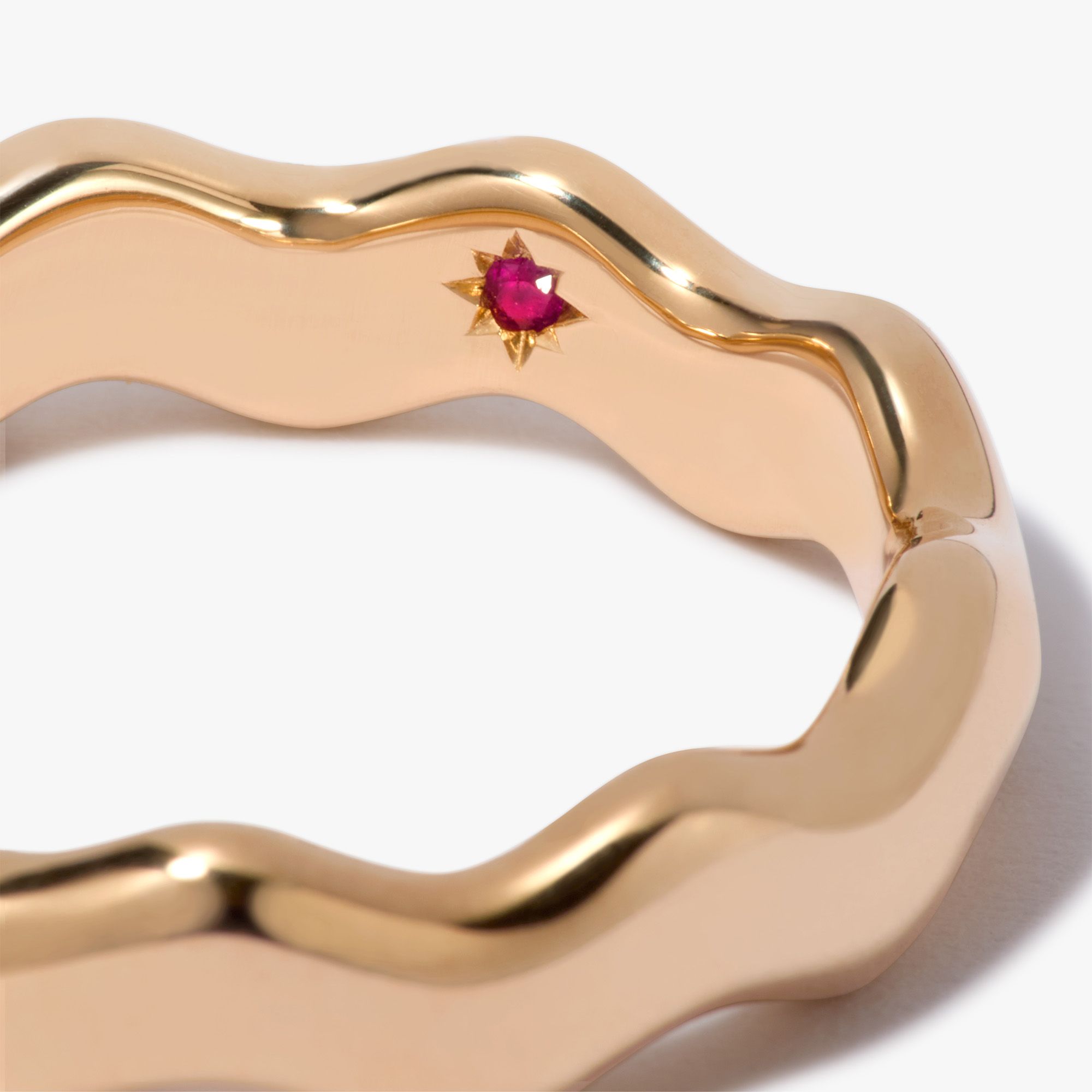 Whoopsie Daisy Gold 4mm Ring
