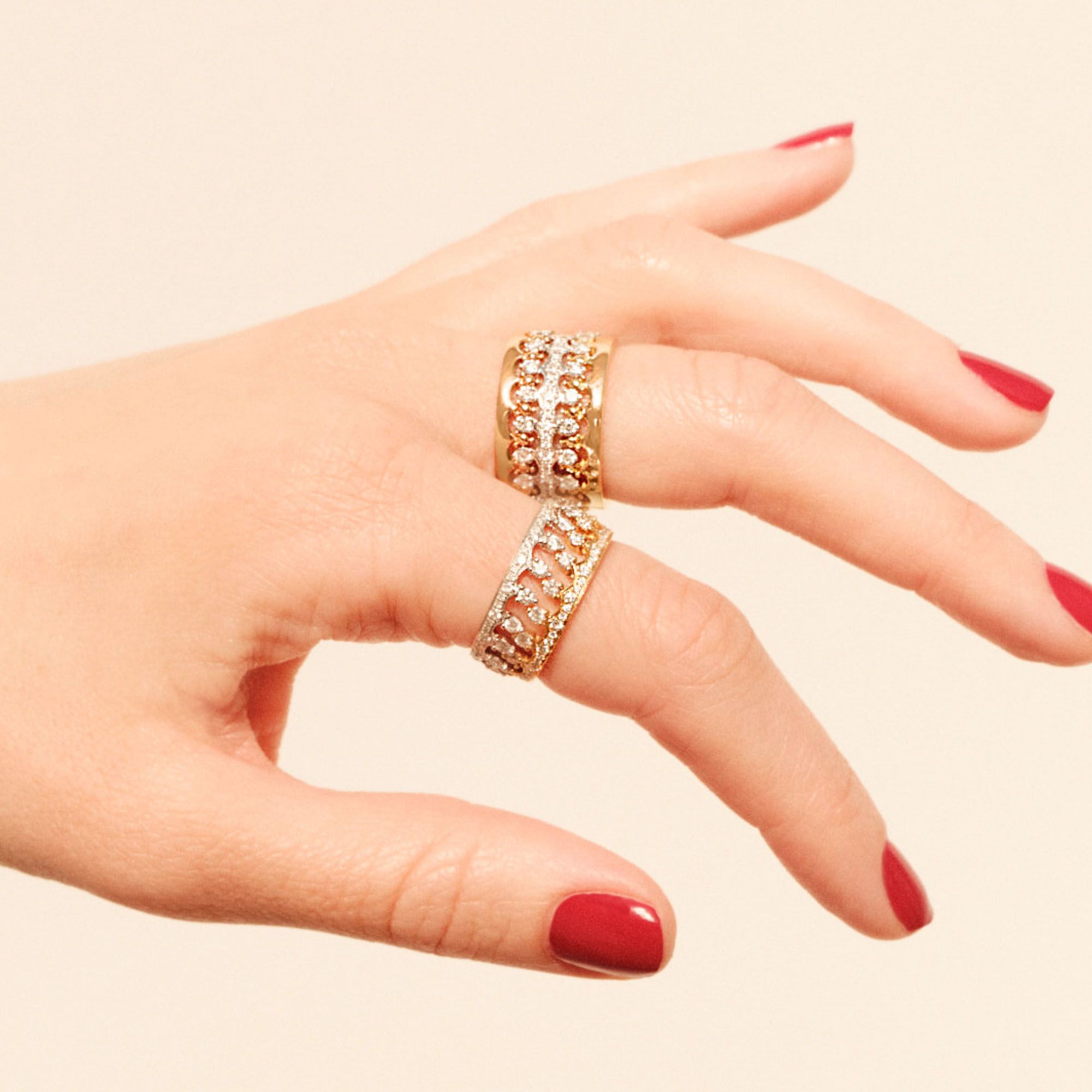 Marguerite Diamond Engagement Ring