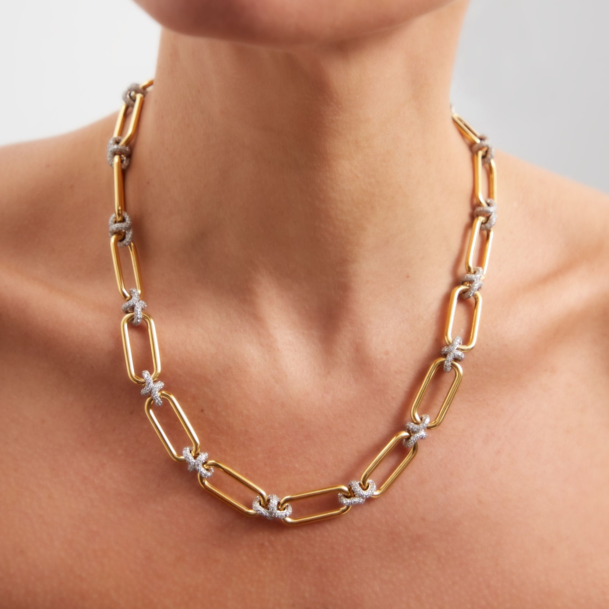 Knuckle Heavy Chain Necklace