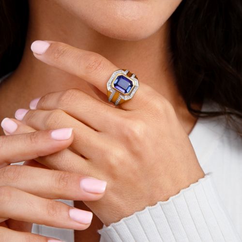 Tanzanite & Diamond Ring