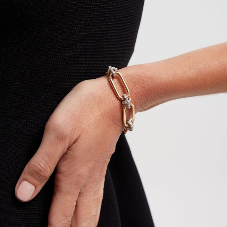 Knuckle Heavy Chain Bracelet