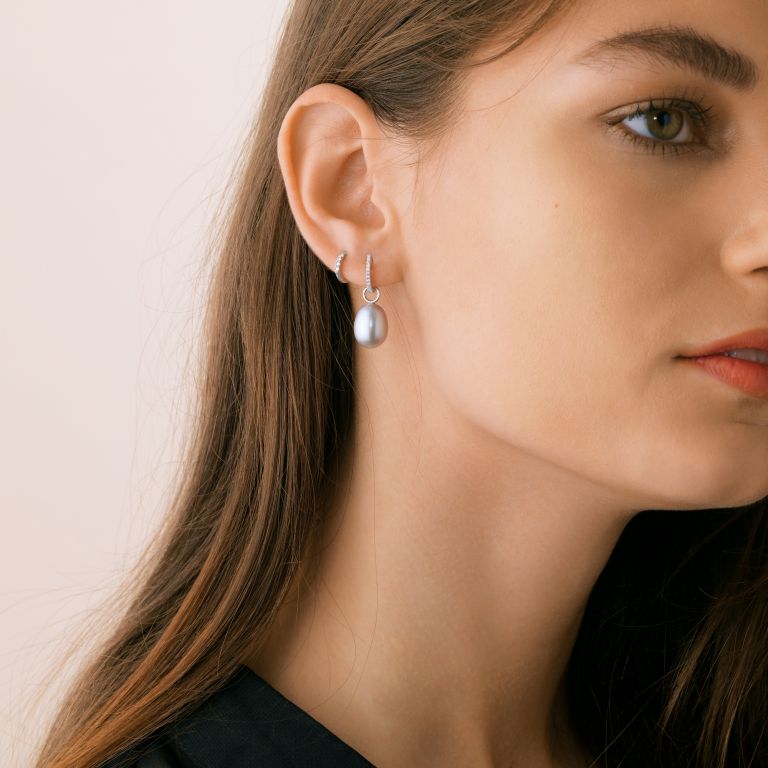 Grey Pearl Earrings