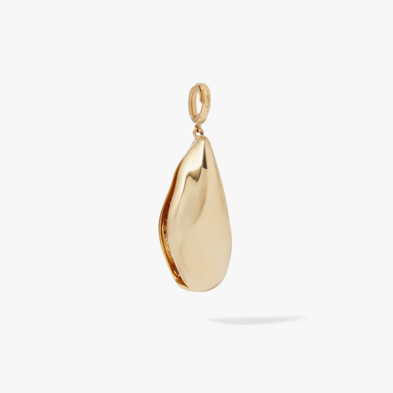 Mussell Charm Pendant