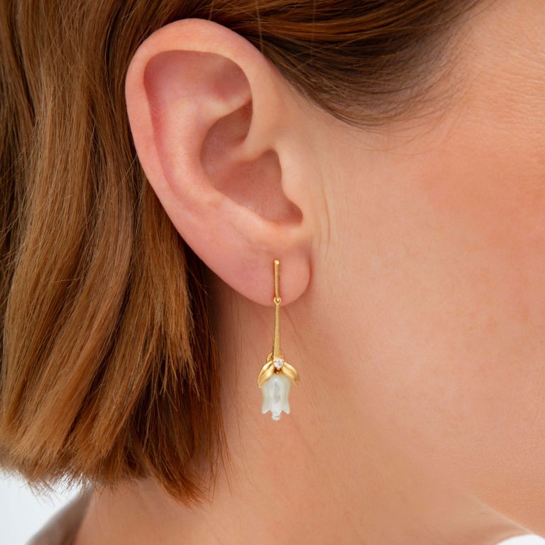Tulips Stem Drop Earrings