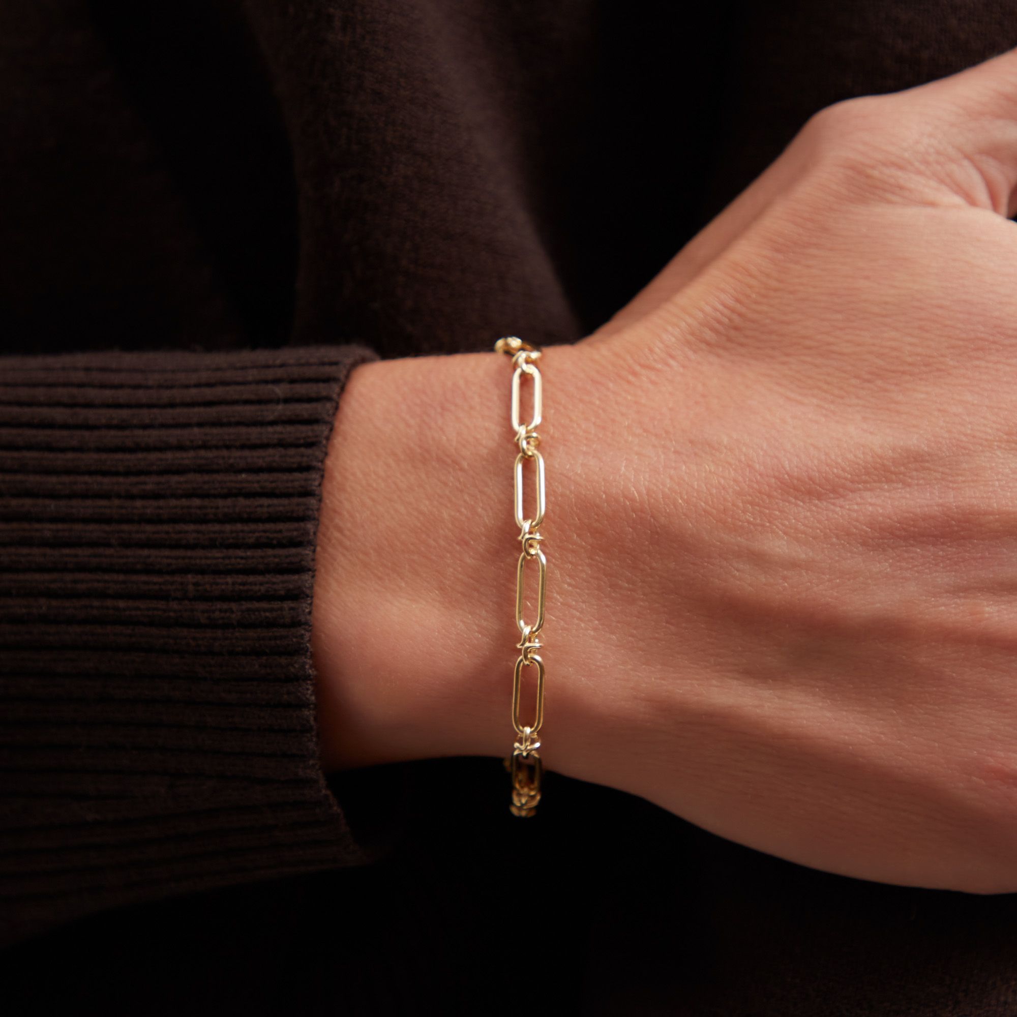 Knuckle Classic Chain Bracelet