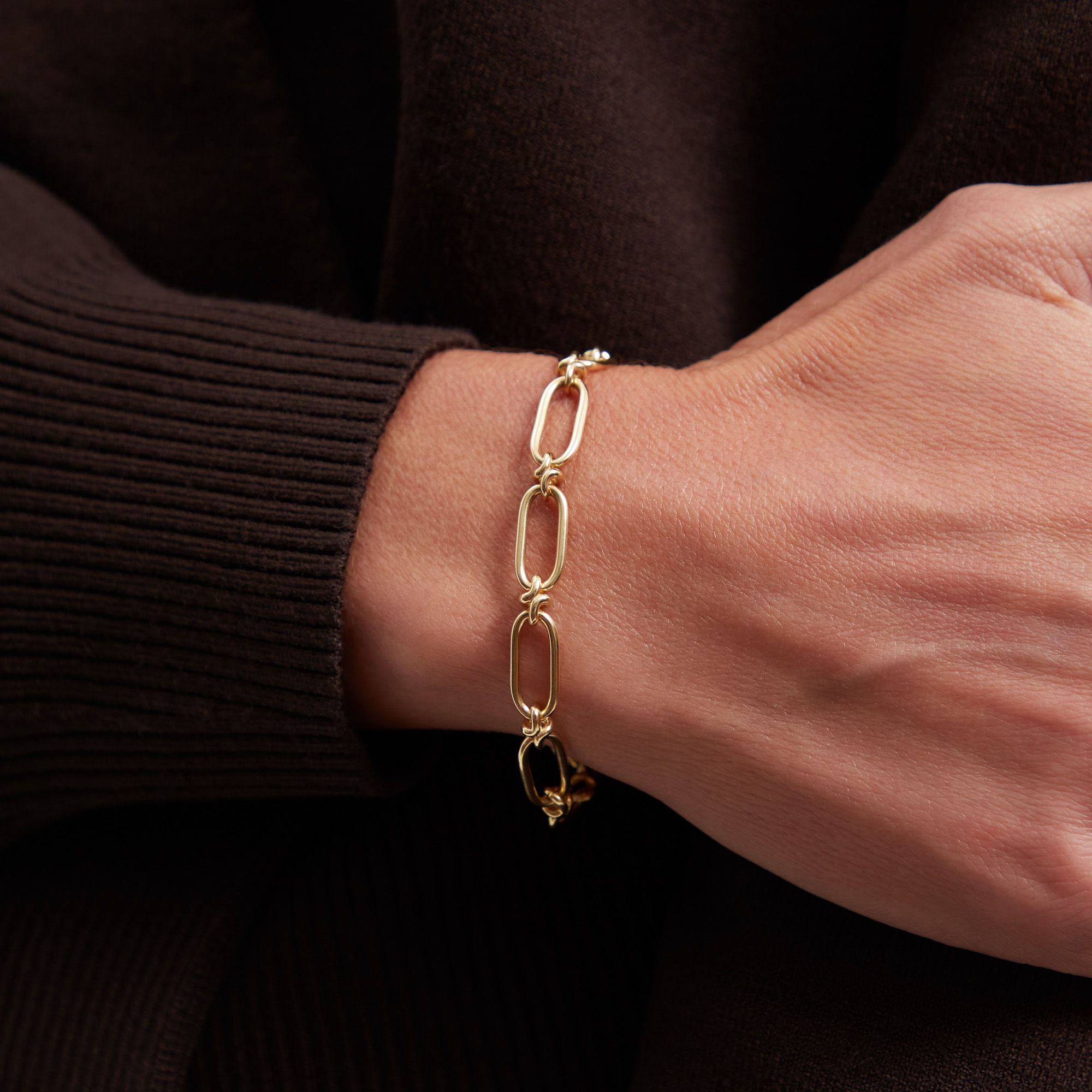 Knuckle Bold Chain Bracelet
