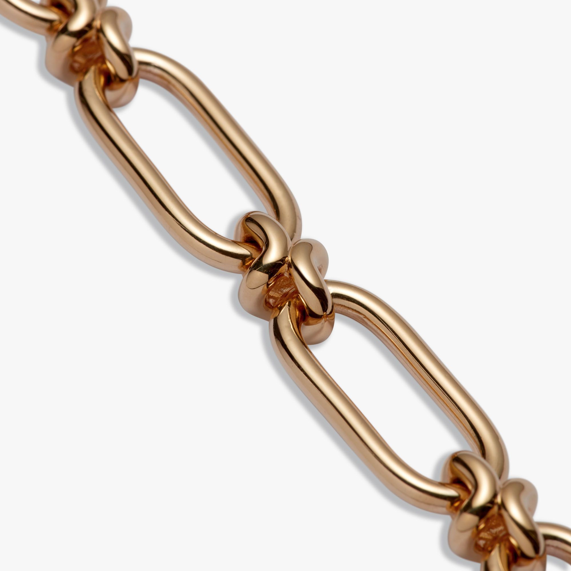 Knuckle Heavy Chain Necklace